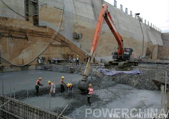 【電廠】老撾南歐江一級(jí)水電站二期工程首倉(cāng)混凝土澆筑